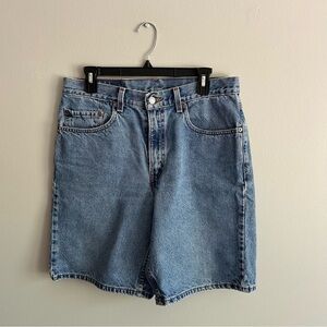 SOLD Vintage Levi’s 550 Long Jean Denim Shorts 34”